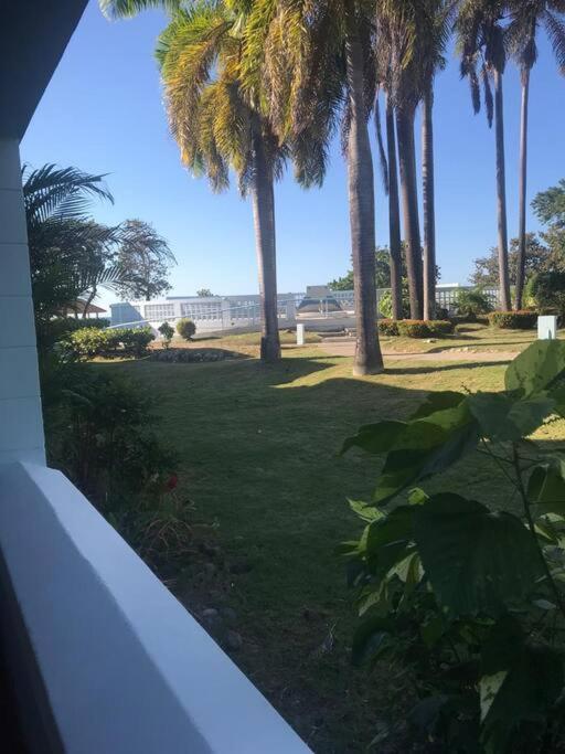 Negril Condo By The Beach Apt. 194 Point Village Экстерьер фото
